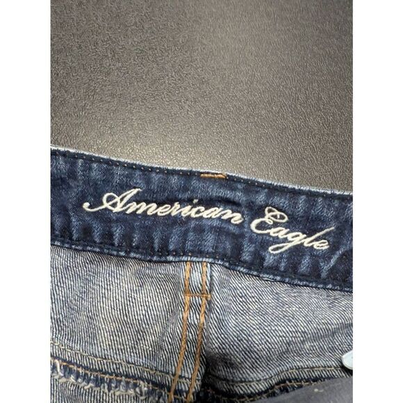 American Eagle Womens Shorts Raw Hem Star Pockets Denim Size 6 - Picture 3 of 7